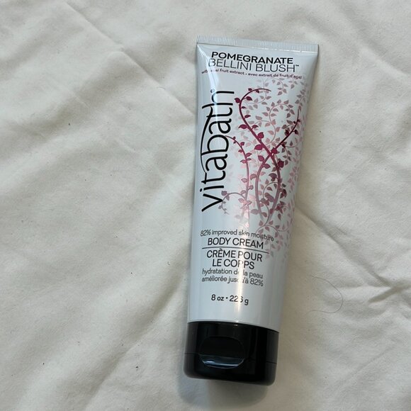 8  Oz. Vitabath body cream for external use Pomegranate Fragrance NWOT. - Picture 2 of 7